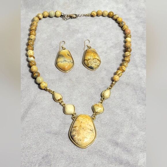 Picture Jasper Earrings and Pendant Necklace - Picture 1 of 16